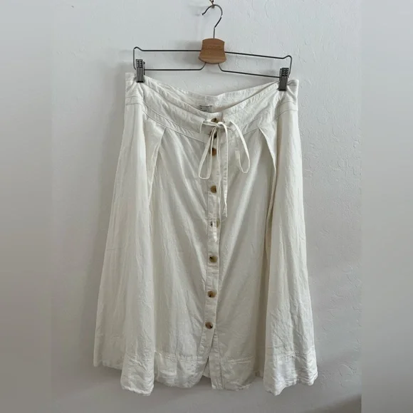 White Summer Skirt - Picture 1 of 5